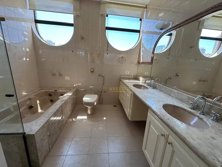 Foto 4 de Casa de Condomínio com 3 quartos à venda, 540m2 em Sao Jose Dos Campos - SP