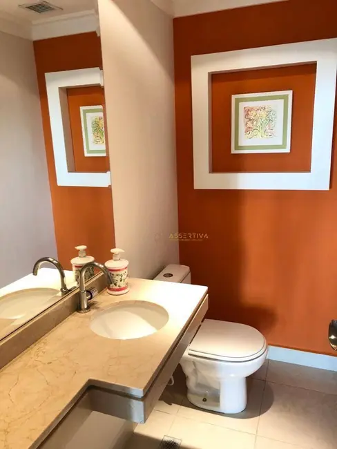 Apartamento com 4 quartos para alugar, 194m2 em Sao Jose Dos Campos - SP - imagem 4 Foto 4 de Apartamento com 4 quartos para alugar, 194m2 em Sao Jose Dos Campos - SP