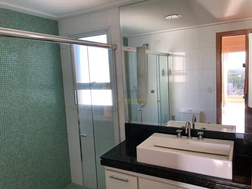 Apartamento com 4 quartos para alugar, 194m2 em Sao Jose Dos Campos - SP - imagem 9 Foto 9 de Apartamento com 4 quartos para alugar, 194m2 em Sao Jose Dos Campos - SP