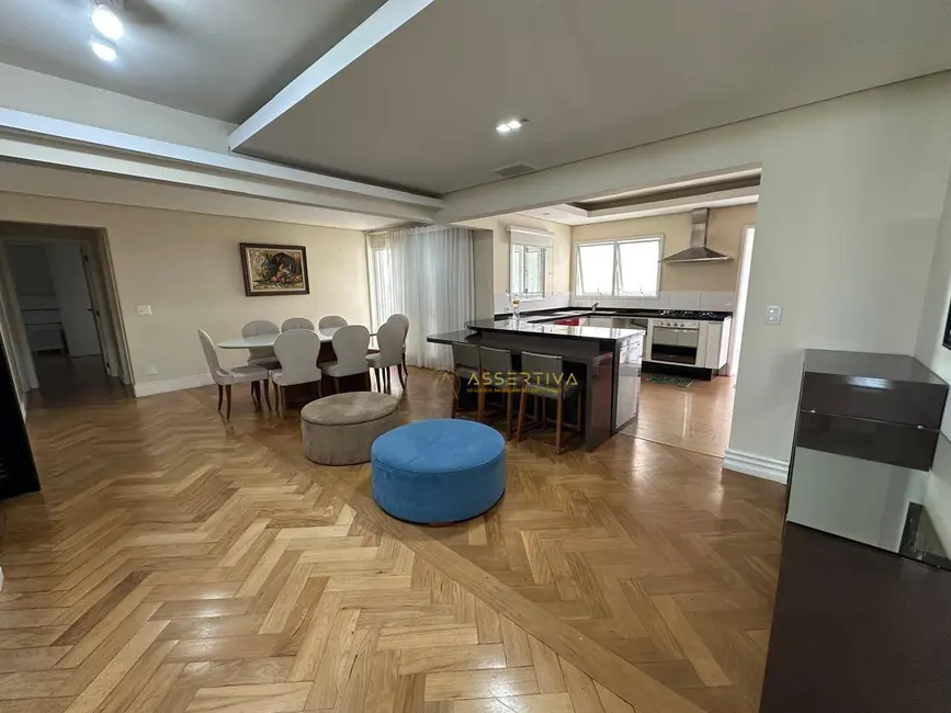 Apartamento com 3 quartos para alugar, 172m2 em Sao Jose Dos Campos - SP - imagem 3 Foto 3 de Apartamento com 3 quartos para alugar, 172m2 em Sao Jose Dos Campos - SP