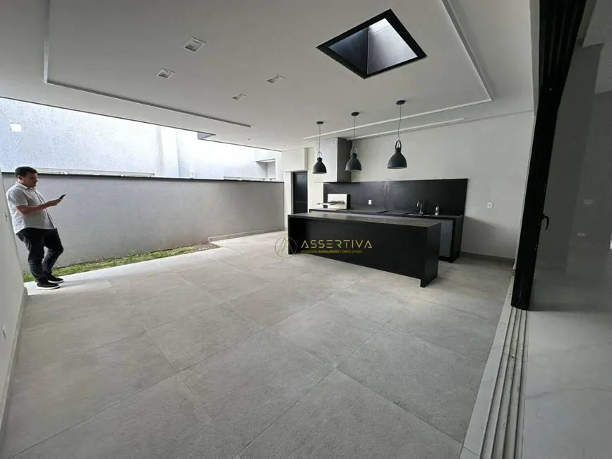 Casa de Condomínio com 3 quartos à venda e para alugar, 450m2 em Sao Jose Dos Campos - SP - imagem 5 Foto 5 de Casa de Condomínio com 3 quartos à venda e para alugar, 450m2 em Sao Jose Dos Campos - SP