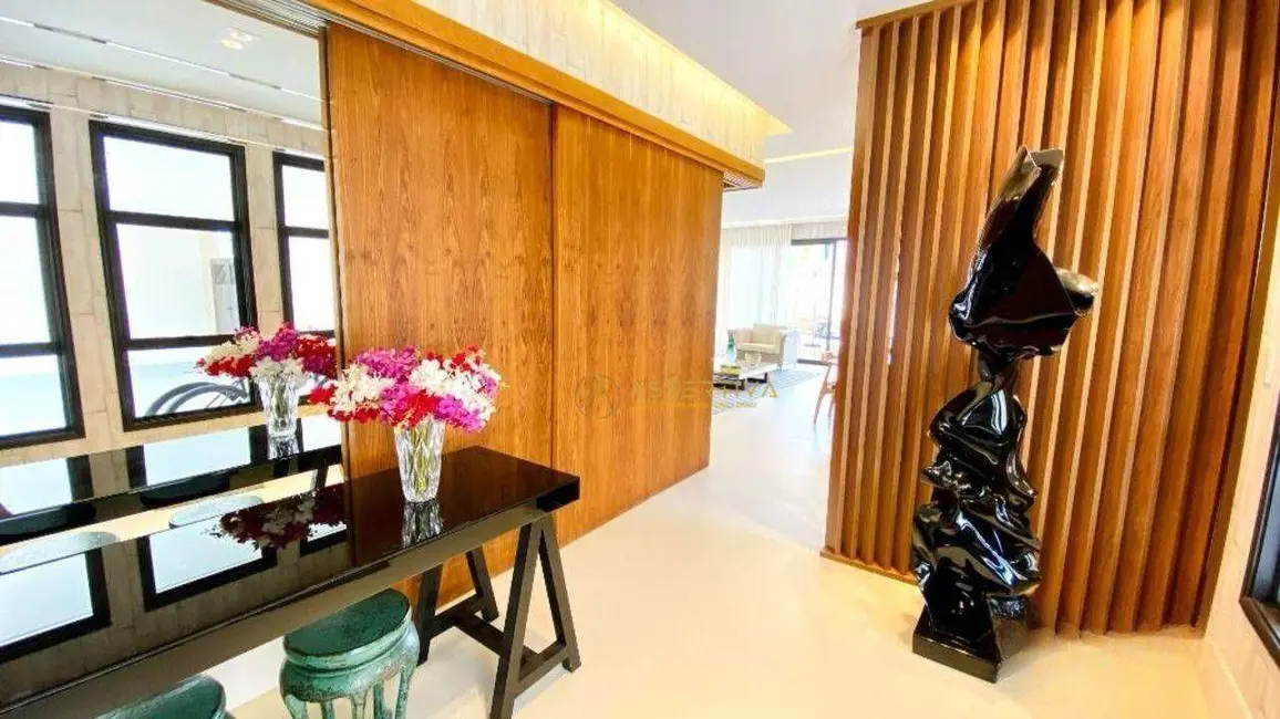 Foto 8 de Casa de Condomínio com 5 quartos à venda, 450m2 em Sao Jose Dos Campos - SP