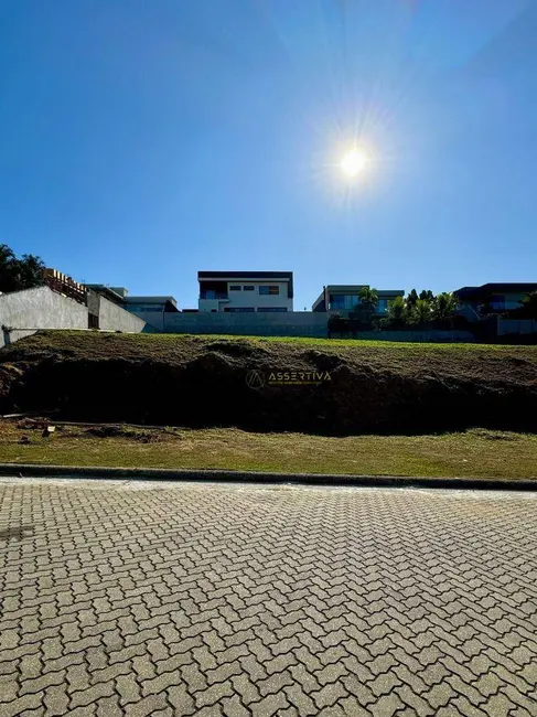 Foto 1 de Terreno / Lote à venda, 720m2 em Sao Jose Dos Campos - SP