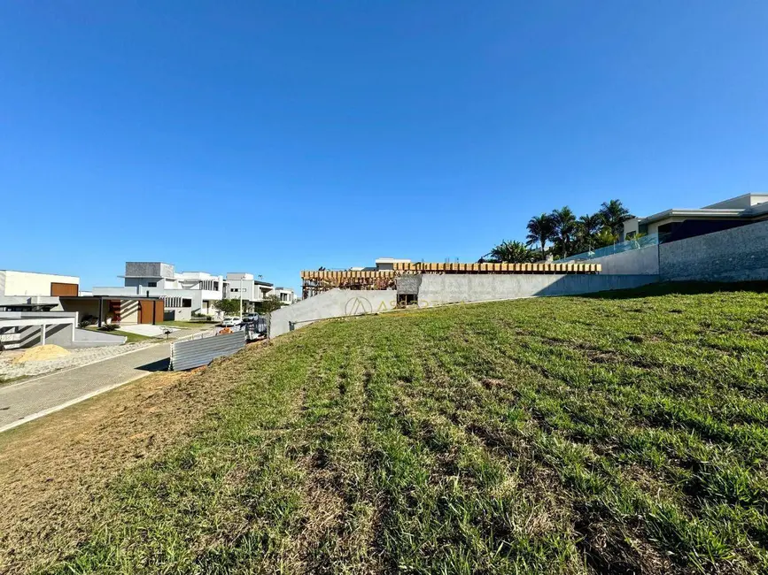 Foto 3 de Terreno / Lote à venda, 720m2 em Sao Jose Dos Campos - SP