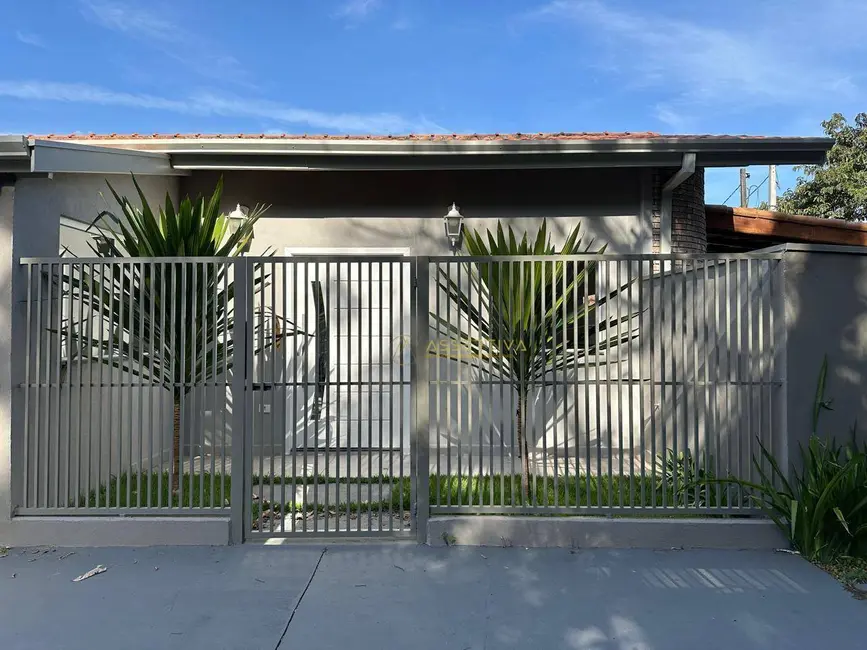 Foto 2 de Casa de Condomínio com 3 quartos à venda, 250m2 em Sao Jose Dos Campos - SP