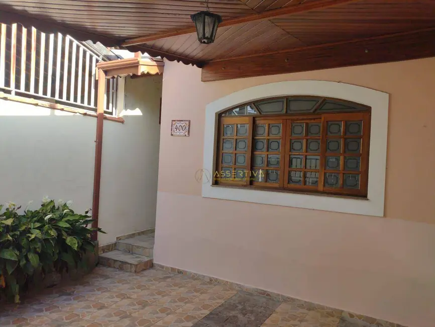 Foto 1 de Casa com 3 quartos à venda, 125m2 em Loteamento Residencial Andrade, Pindamonhangaba - SP