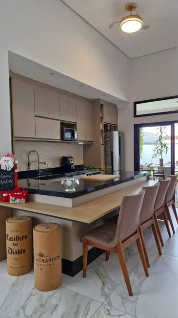 Foto 7 de Casa de Condomínio com 3 quartos à venda, 300m2 em Cacapava - SP