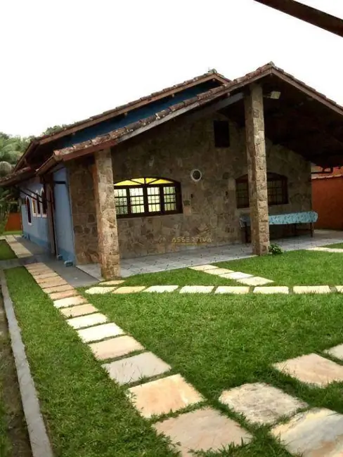 Foto 1 de Casa com 3 quartos à venda, 880m2 em Ubatuba - SP
