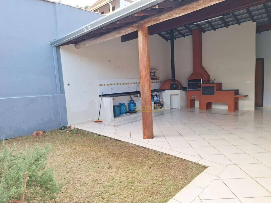 Foto 1 de Casa de Condomínio com 4 quartos à venda, 250m2 em Sao Jose Dos Campos - SP