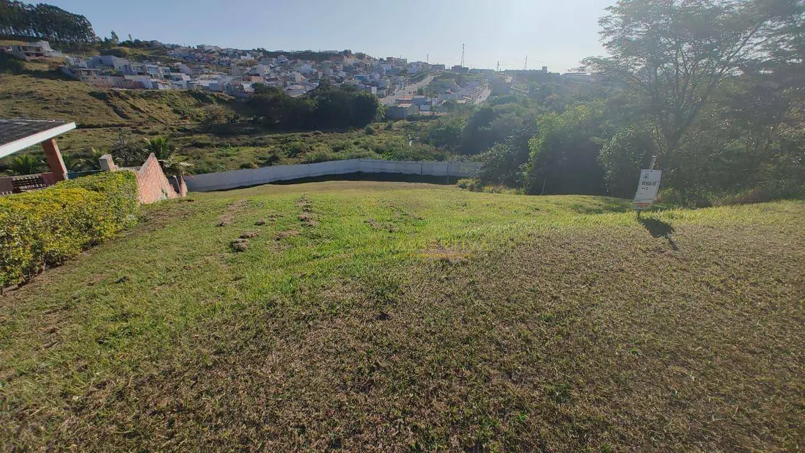 Foto 1 de Terreno / Lote à venda, 1162m2 em Jacarei - SP