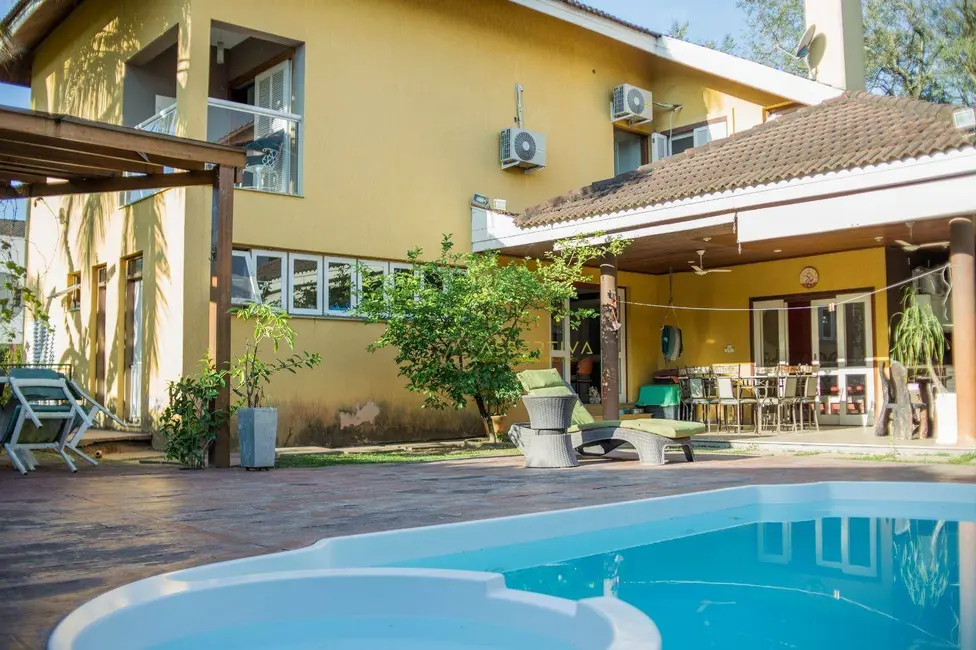 Foto 1 de Casa de Condomínio com 4 quartos à venda, 840m2 em Jacarei - SP