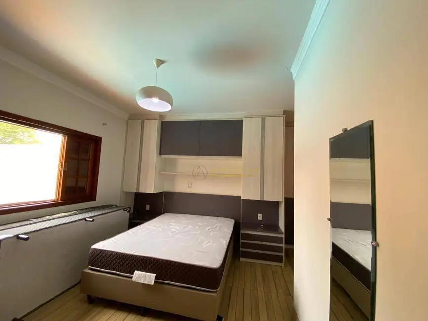 Foto 8 de Casa com 3 quartos à venda, 350m2 em Parque Residencial Santo André, Cacapava - SP