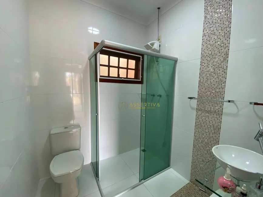 Foto 6 de Casa com 3 quartos à venda, 350m2 em Parque Residencial Santo André, Cacapava - SP