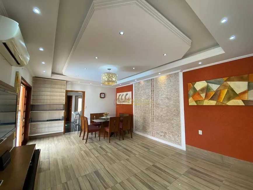 Foto 9 de Casa com 3 quartos à venda, 350m2 em Parque Residencial Santo André, Cacapava - SP