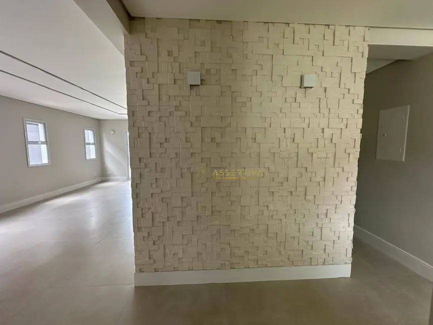 Foto 2 de Casa de Condomínio com 3 quartos à venda, 330m2 em Sao Jose Dos Campos - SP