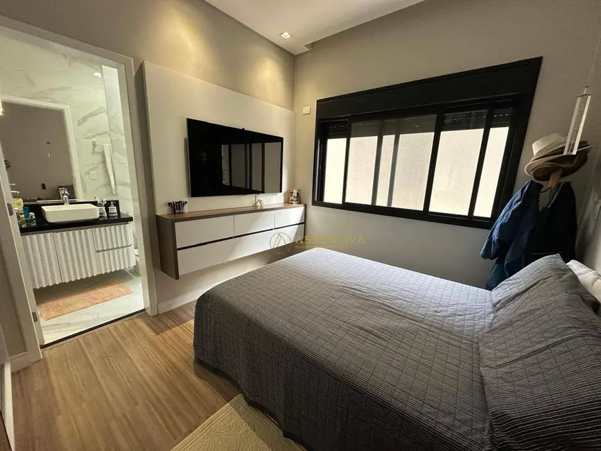 Casa de Condomínio com 3 quartos à venda, 308m2 em Sao Jose Dos Campos - SP - imagem 6 Foto 6 de Casa de Condomínio com 3 quartos à venda, 308m2 em Sao Jose Dos Campos - SP