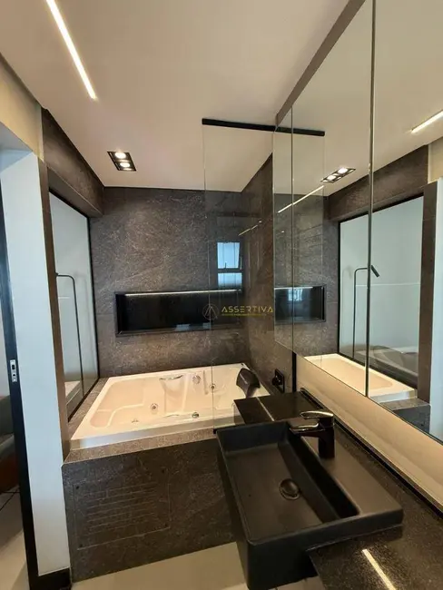 Foto 2 de Apartamento com 2 quartos à venda, 76m2 em Sao Jose Dos Campos - SP