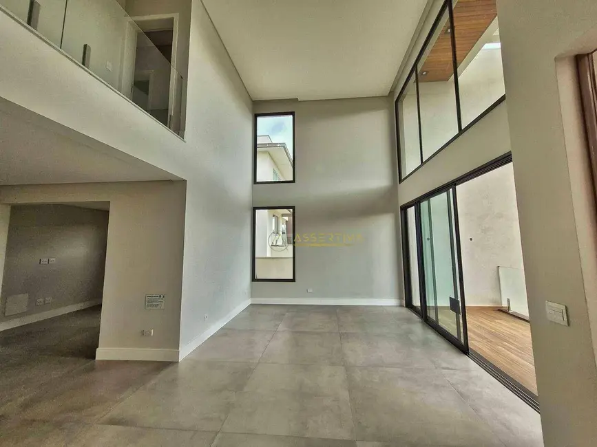 Foto 1 de Casa de Condomínio com 4 quartos à venda, 900m2 em Sao Jose Dos Campos - SP