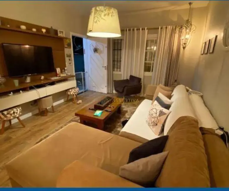 Foto 3 de Casa de Condomínio com 3 quartos à venda, 250m2 em Sao Jose Dos Campos - SP