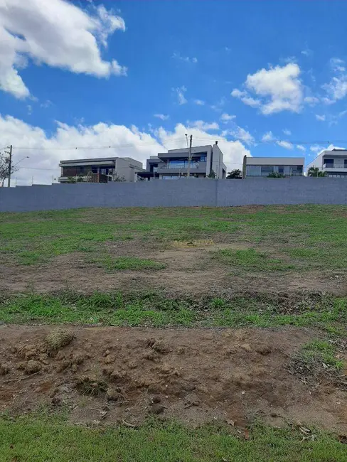 Foto 3 de Terreno / Lote à venda, 600m2 em Sao Jose Dos Campos - SP