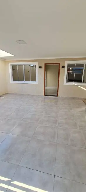 Foto 6 de Casa de Condomínio com 3 quartos à venda, 175m2 em Jacarei - SP
