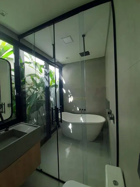 Casa de Condomínio com 3 quartos à venda, 451m2 em Sao Jose Dos Campos - SP - imagem 3 Foto 3 de Casa de Condomínio com 3 quartos à venda, 451m2 em Sao Jose Dos Campos - SP