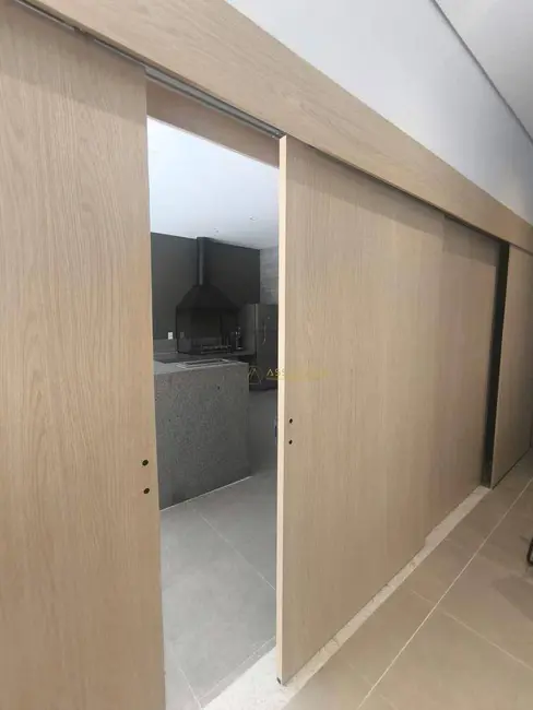 Foto 9 de Apartamento com 1 quarto para alugar, 33m2 em Sao Jose Dos Campos - SP