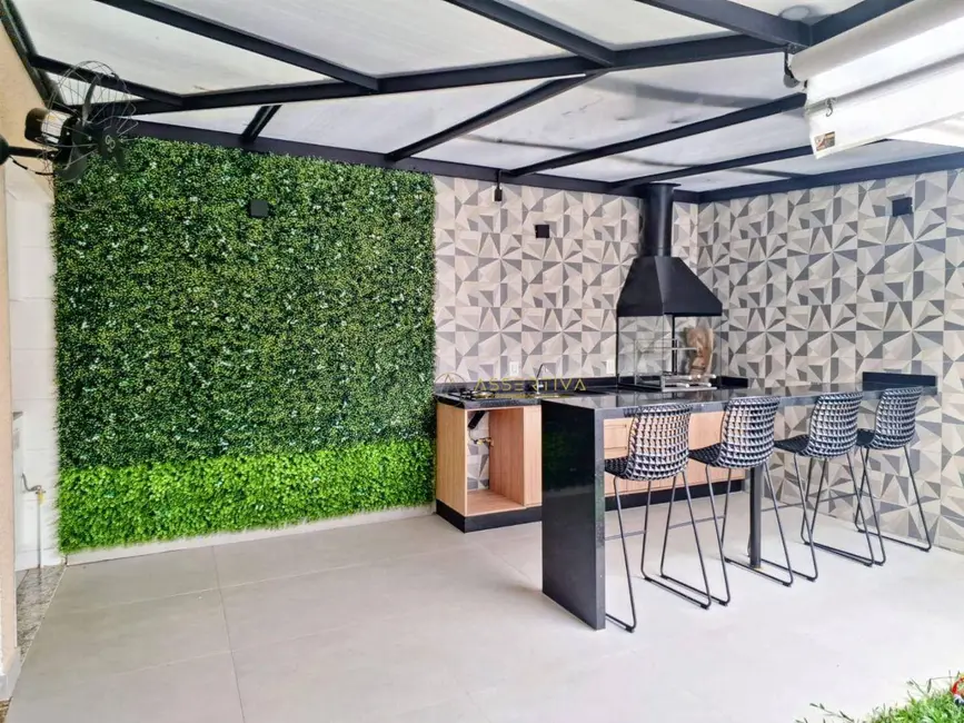 Casa de Condomínio com 3 quartos à venda, 145m2 em Sao Jose Dos Campos - SP - imagem 3 Foto 3 de Casa de Condomínio com 3 quartos à venda, 145m2 em Sao Jose Dos Campos - SP