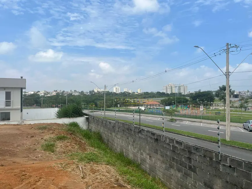 Foto 2 de Terreno / Lote à venda, 731m2 em Sao Jose Dos Campos - SP
