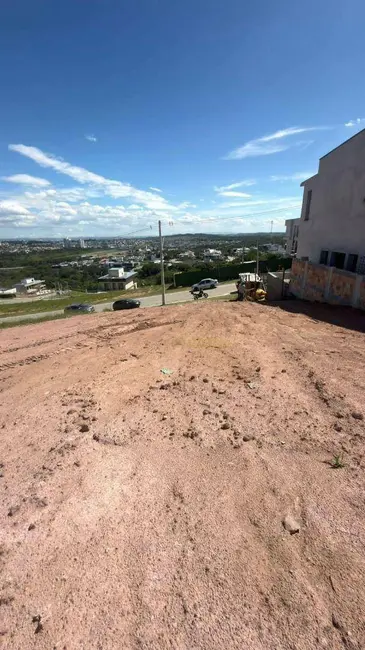 Foto 2 de Terreno / Lote à venda, 330m2 em Sao Jose Dos Campos - SP