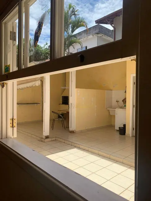 Foto 8 de Casa com 4 quartos à venda, 250m2 em Sao Jose Dos Campos - SP
