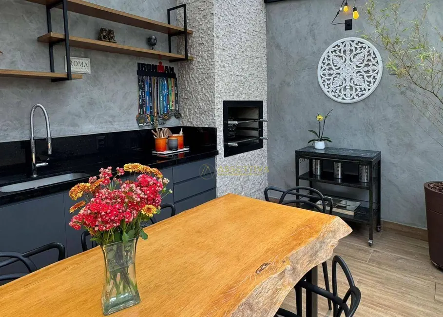 Foto 3 de Casa de Condomínio com 3 quartos à venda, 145m2 em Sao Jose Dos Campos - SP