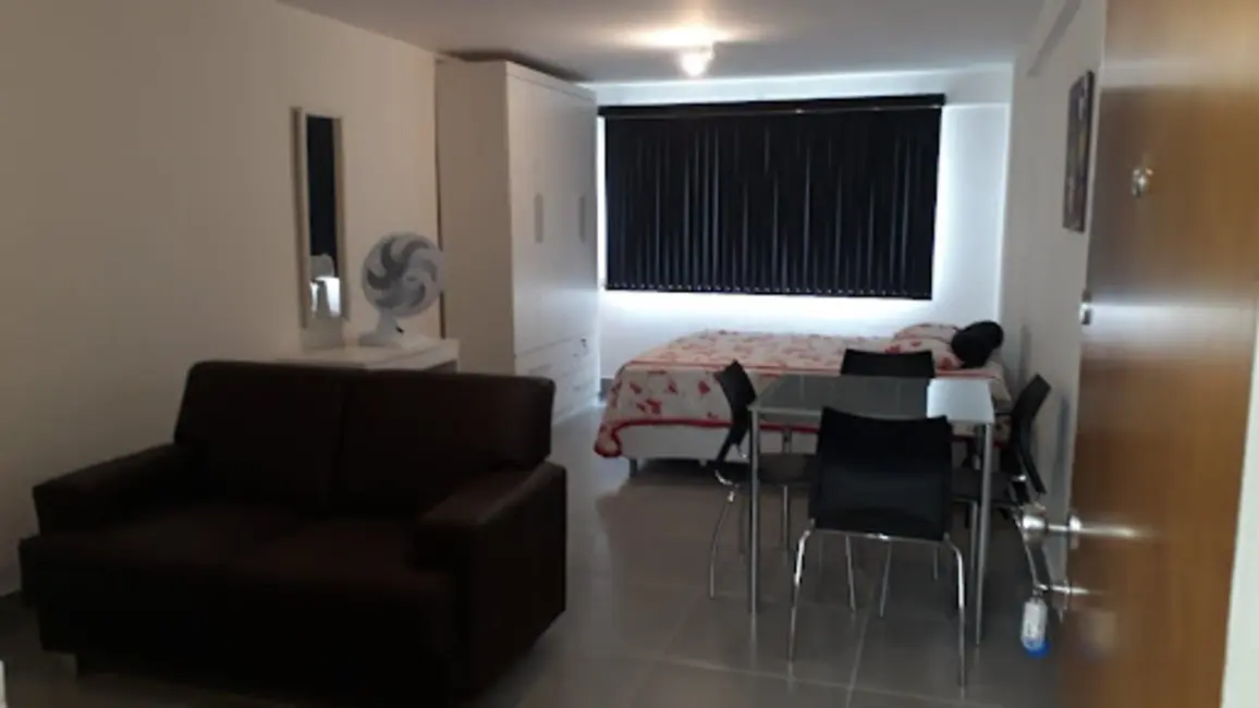 Foto 3 de Apartamento com 1 quarto para alugar, 50m2 em Sao Jose Dos Campos - SP