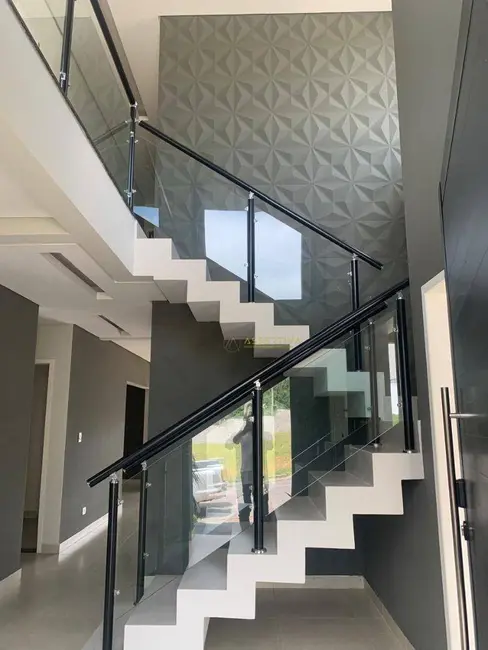 Casa de Condomínio com 4 quartos à venda, 400m2 em Sao Jose Dos Campos - SP - imagem 7 Foto 7 de Casa de Condomínio com 4 quartos à venda, 400m2 em Sao Jose Dos Campos - SP