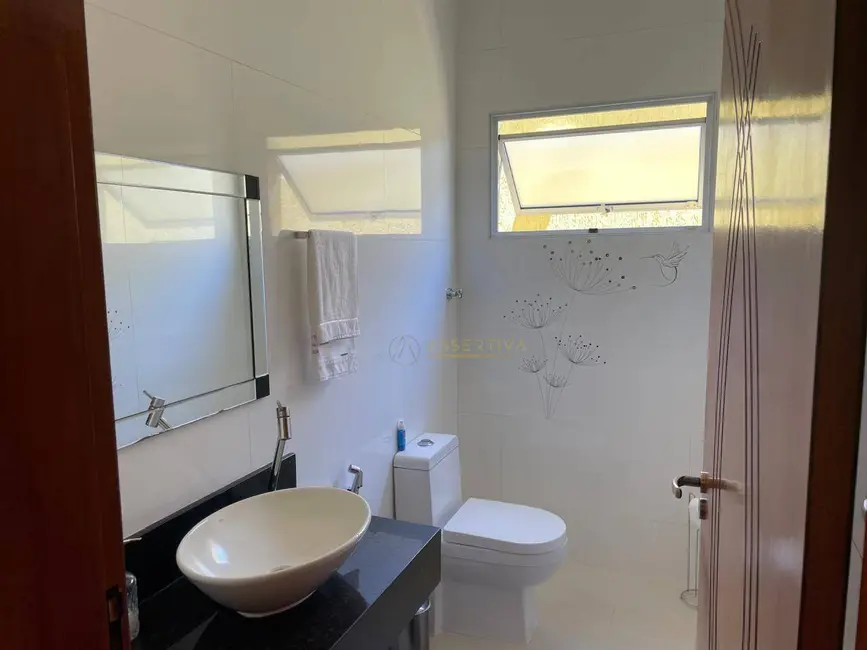 Sobrado com 3 quartos à venda, 250m2 em Sao Jose Dos Campos - SP - imagem 9 Foto 9 de Sobrado com 3 quartos à venda, 250m2 em Sao Jose Dos Campos - SP