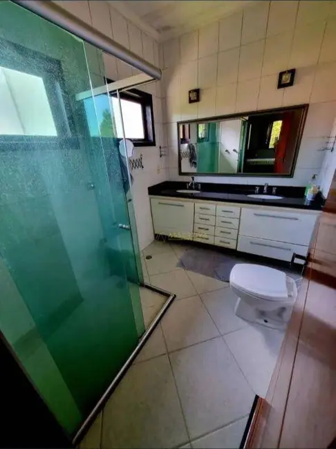 Casa de Condomínio com 4 quartos à venda, 250m2 em Sao Jose Dos Campos - SP - imagem 2 Foto 2 de Casa de Condomínio com 4 quartos à venda, 250m2 em Sao Jose Dos Campos - SP