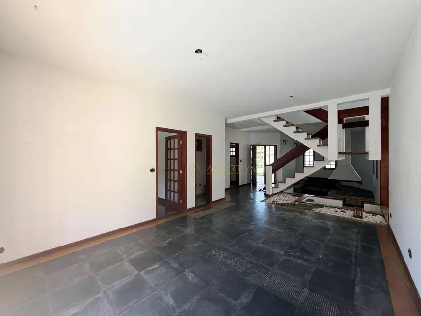 Foto 2 de Casa de Condomínio com 4 quartos à venda, 370m2 em Sao Jose Dos Campos - SP