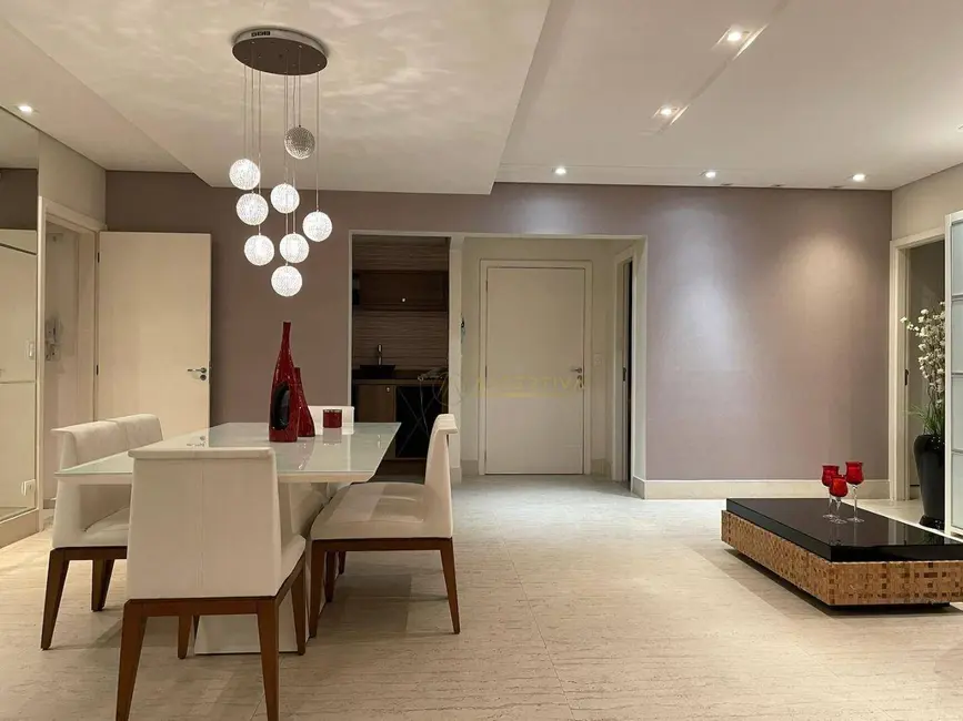 Apartamento com 4 quartos à venda, 183m2 em Sao Jose Dos Campos - SP - imagem 9 Foto 9 de Apartamento com 4 quartos à venda, 183m2 em Sao Jose Dos Campos - SP