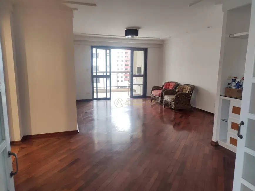 Apartamento com 4 quartos à venda e para alugar, 144m2 em Sao Jose Dos Campos - SP - imagem 2 Foto 2 de Apartamento com 4 quartos à venda e para alugar, 144m2 em Sao Jose Dos Campos - SP