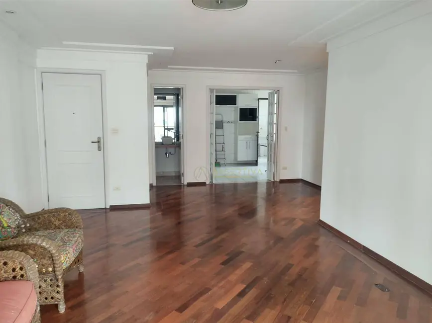 Apartamento com 4 quartos à venda e para alugar, 144m2 em Sao Jose Dos Campos - SP - imagem 3 Foto 3 de Apartamento com 4 quartos à venda e para alugar, 144m2 em Sao Jose Dos Campos - SP