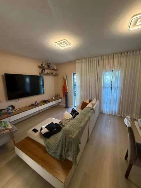 Foto 9 de Casa com 3 quartos à venda, 300m2 em Sao Jose Dos Campos - SP