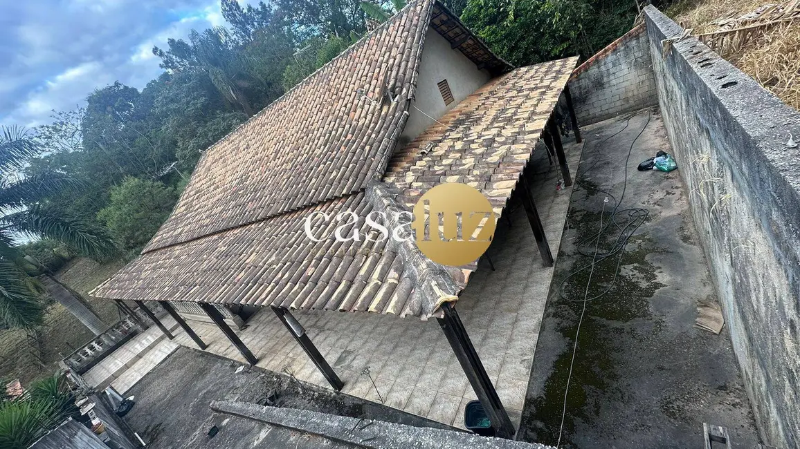 Foto 1 de Casa com 2 quartos à venda, 1000m2 em Sarzedo - MG