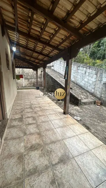 Foto 4 de Casa com 2 quartos à venda, 1000m2 em Sarzedo - MG