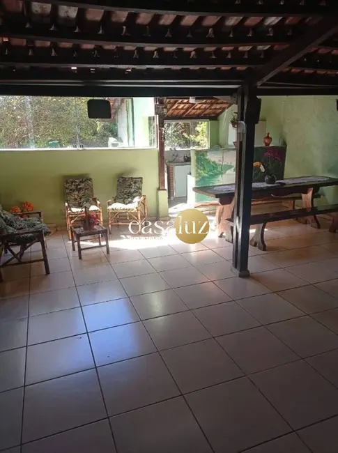Foto 6 de Casa com 3 quartos à venda, 360m2 em Centro, Sarzedo - MG