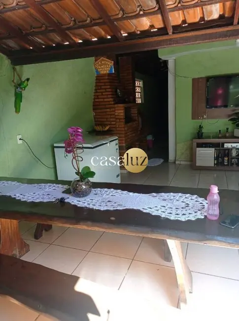 Foto 4 de Casa com 3 quartos à venda, 360m2 em Centro, Sarzedo - MG
