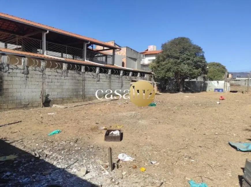 Foto 5 de Terreno / Lote à venda, 360m2 em Sarzedo - MG