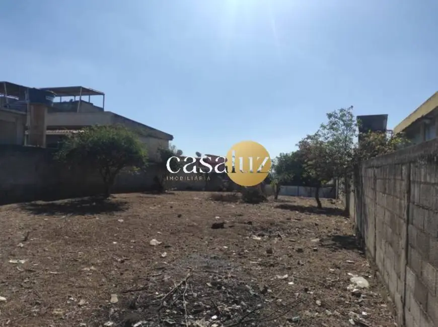 Foto 2 de Terreno / Lote à venda, 360m2 em Sarzedo - MG