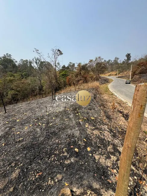 Foto 9 de Terreno / Lote à venda, 1020m2 em Sarzedo - MG