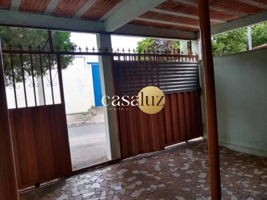 Foto 2 de Casa com 4 quartos à venda, 200m2 em Imbiruçu, Betim - MG