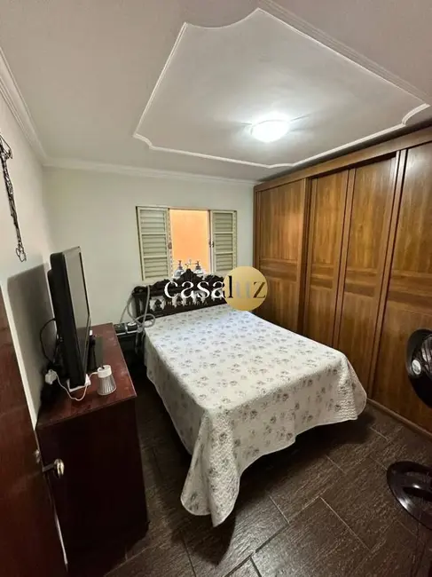 Foto 8 de Casa com 3 quartos à venda, 267m2 em Sarzedo - MG